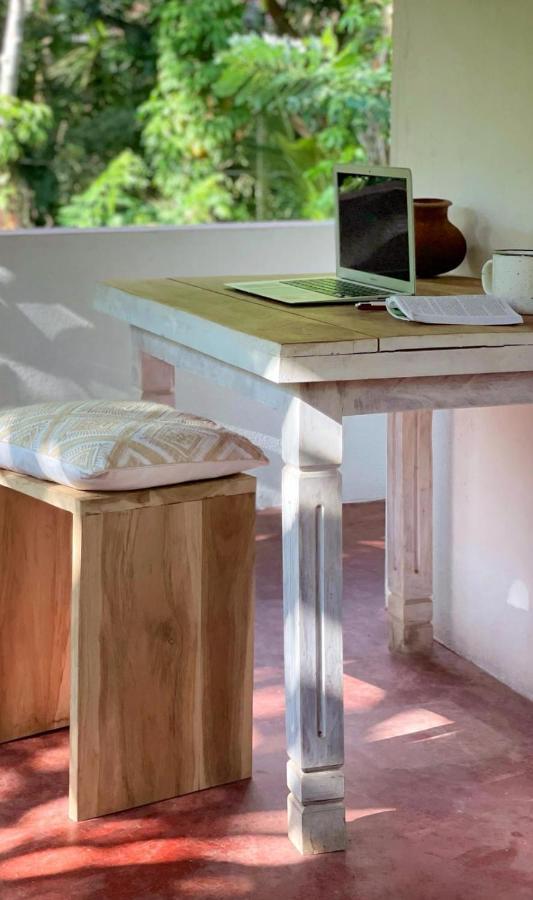 Appartement Le Cabanon à Dikwella Extérieur photo